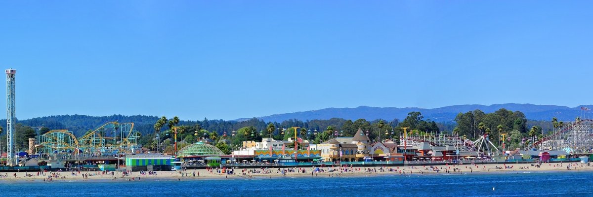 Foto eines Ferienorts am Meer