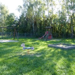 Foto des Spielplatzes am Sportplatz