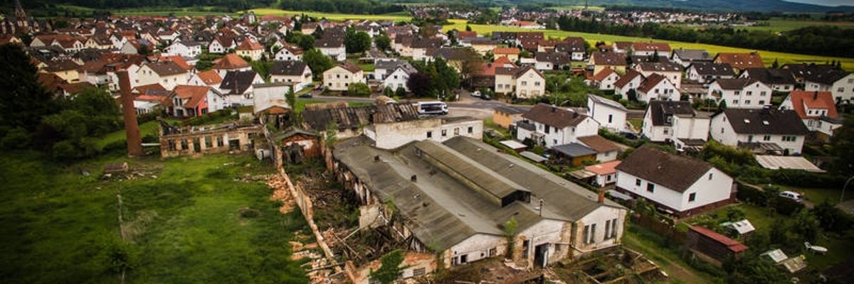 Luftbild der ehemaligen Lederfabrik Bernbach