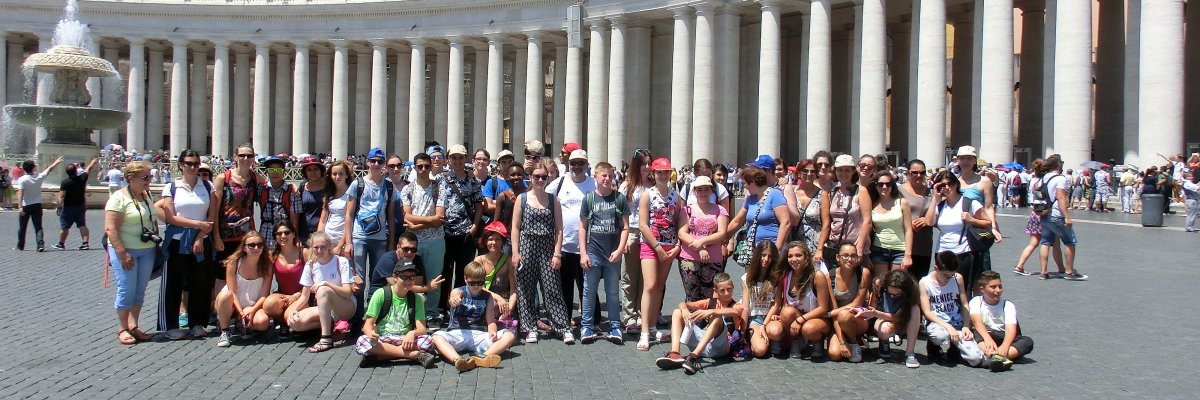 Gruppenbild einer vergangenen Jugendbegegnung