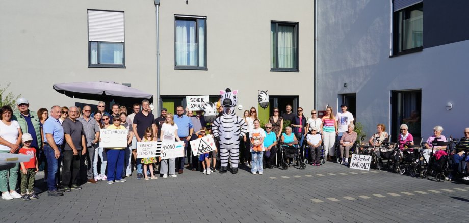 Mit zeitweise über 90 Bürgerinnen und Büürgern war die Ortsteilsprechstunde in Bernbach sehr gut besucht.