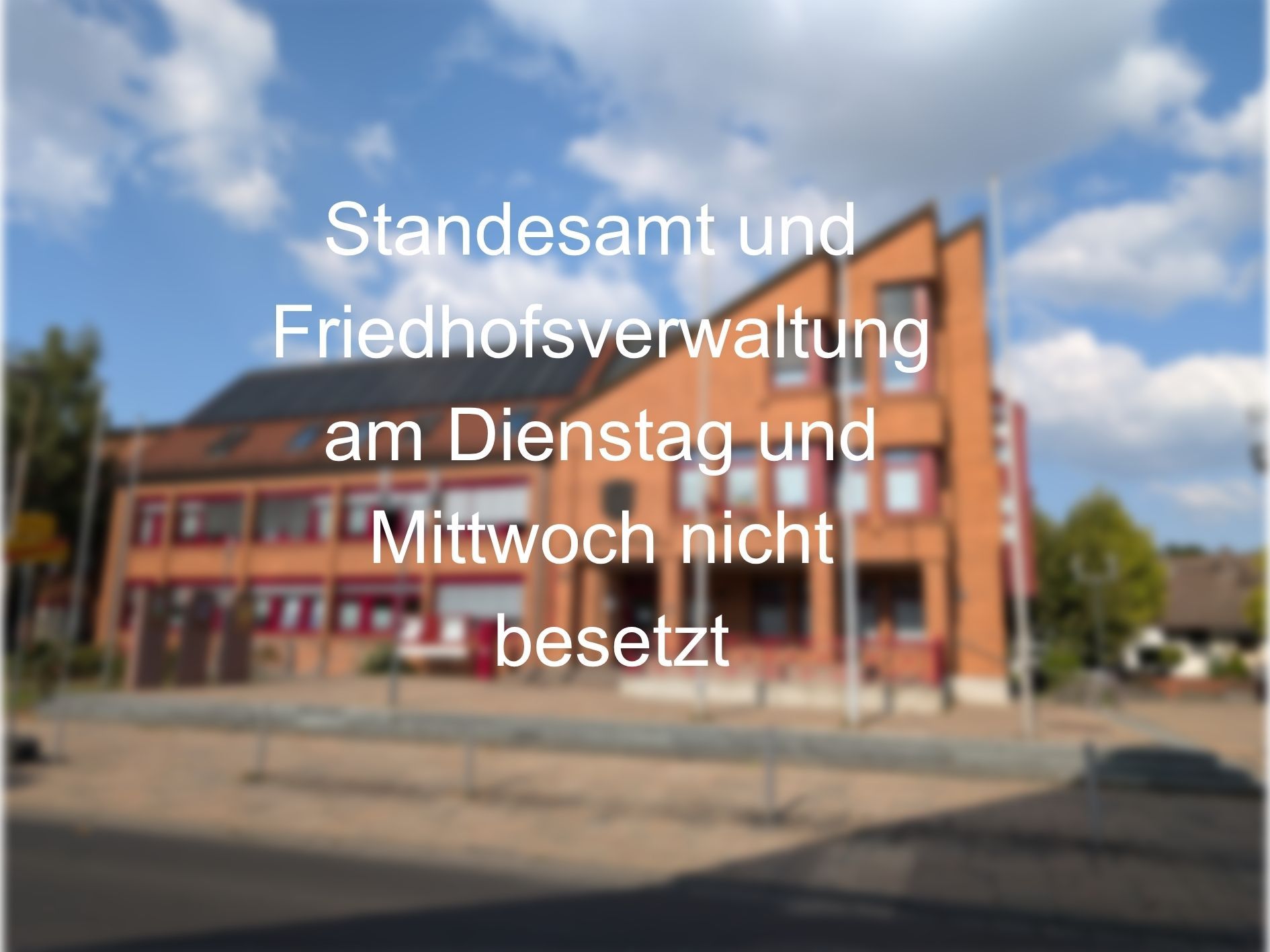 Rathausunscharf.psd - 1