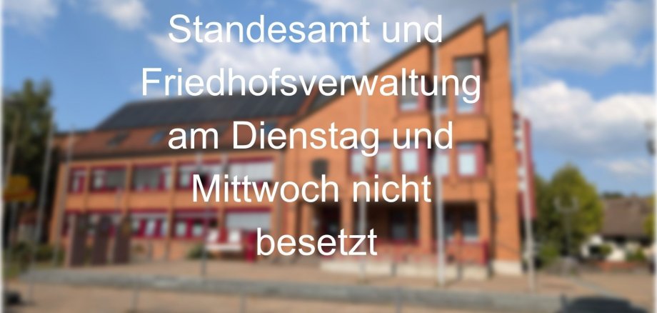 Rathausunscharf.psd - 1